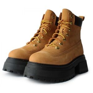 NWT Timberland Sky 6-Inch Lace Up Boot 6.5